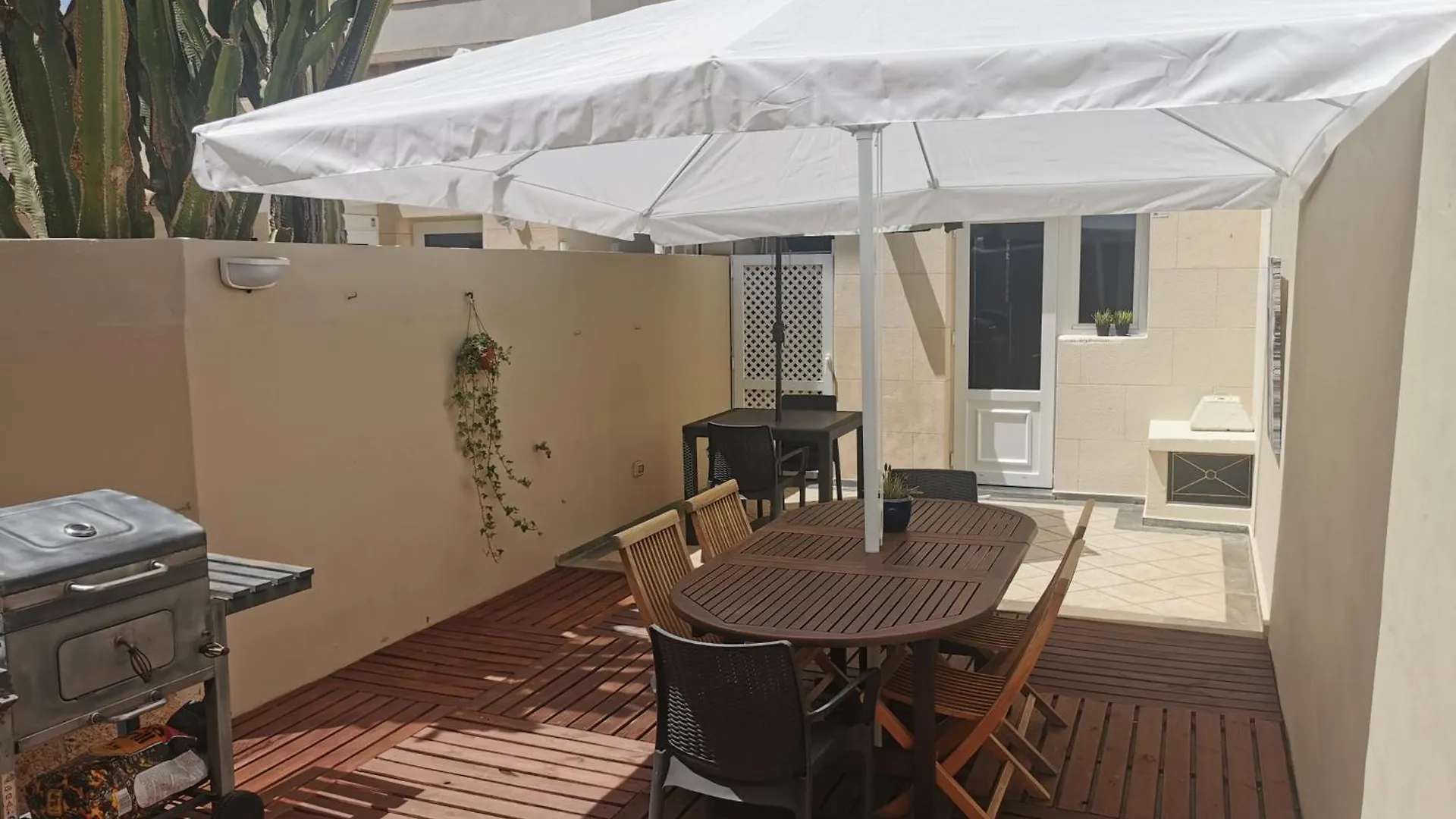 Relax And Enjoy In Tenerife Sud! Villa Chayofa Spain